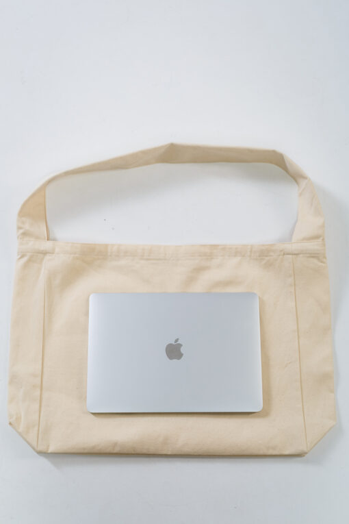 Ukraїner bag in white - Image 8